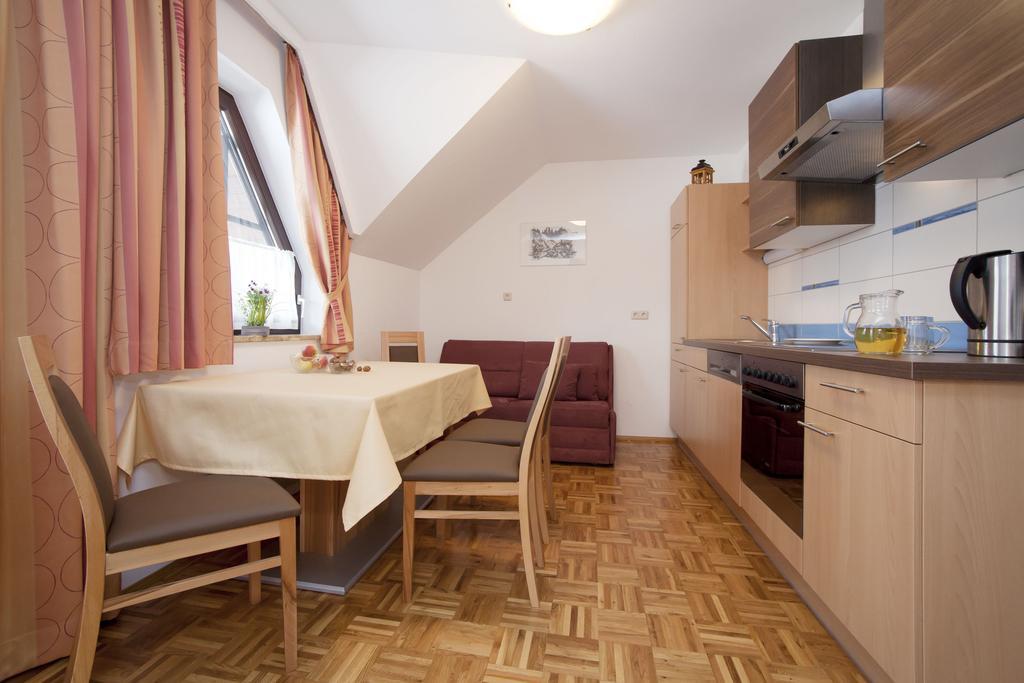 Bauernhof Liendl Villa Keutschach am See Kamer foto